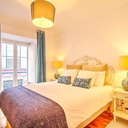 Apartament Heart Of Bairro Alto-Live Like A Local Lizbona Zewnętrze zdjęcie