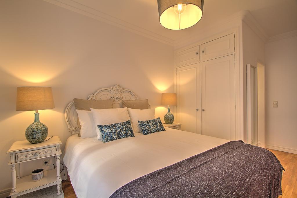 Apartament Heart Of Bairro Alto-Live Like A Local Lizbona Zewnętrze zdjęcie