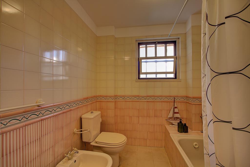 Apartament Heart Of Bairro Alto-Live Like A Local Lizbona Zewnętrze zdjęcie